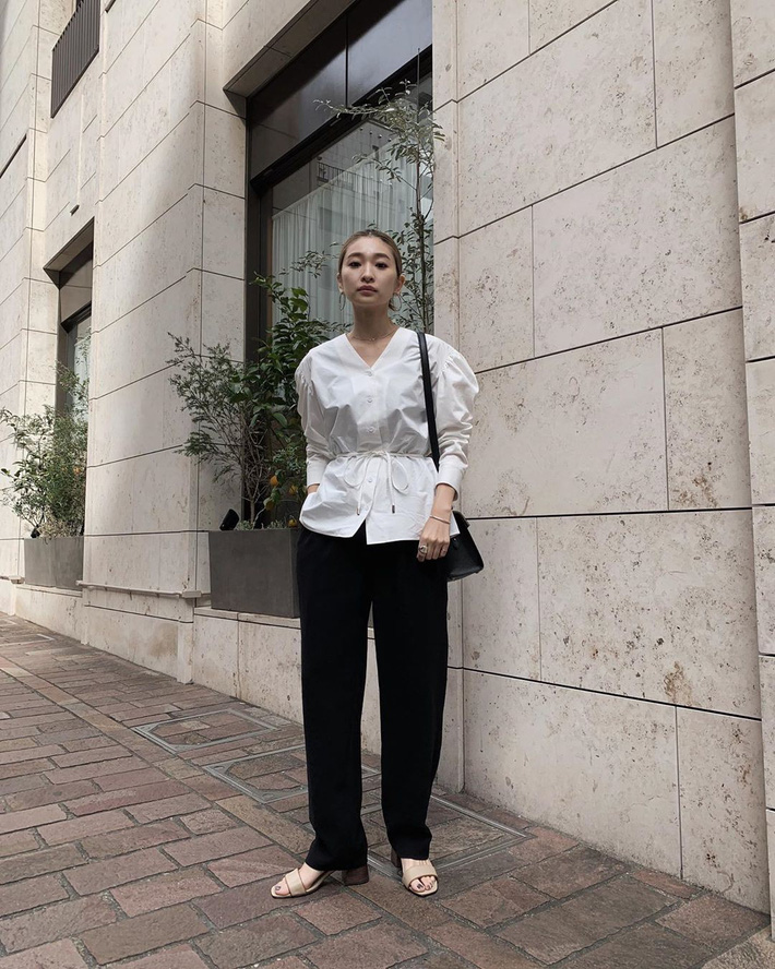 Lên đồ chuẩn như công sở Hàn với 15 gợi ý từ street style tuần này
