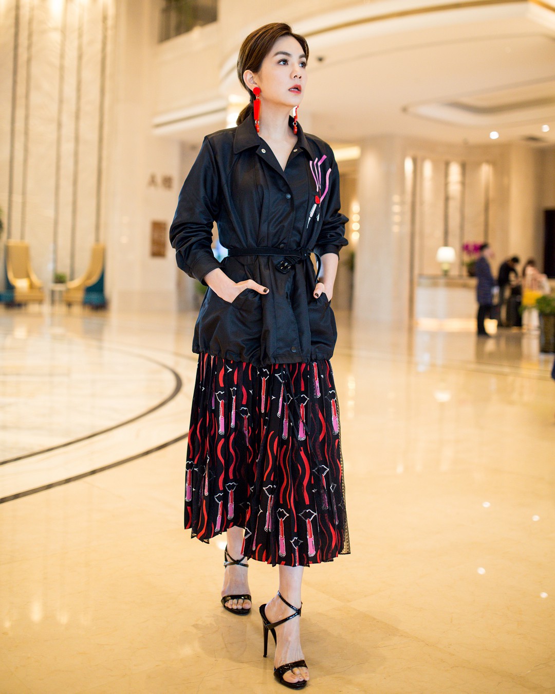 Nàng tomboy Ella (S.H.E) sau 10 năm: Biến hình thành bà mẹ U40 nữ tính, nhưng style chất ngất mới là điều gây trầm trồ
