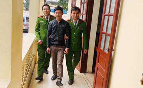 Giả danh phóng viên tống tiền doanh nghiệp