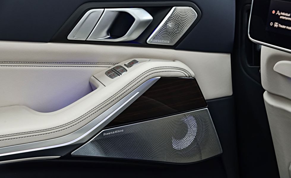 Đánh giá BMW X7 2019 được THACO đưa về ngay năm nay: Sinh ra để đứng đầu và đây là lý do