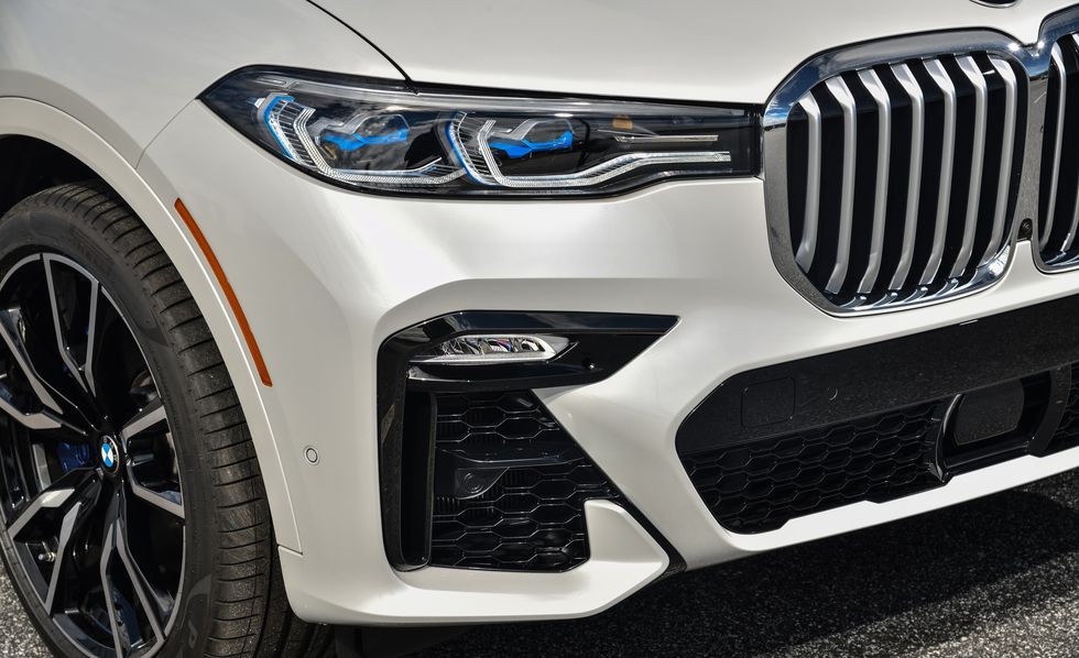 Đánh giá BMW X7 2019 được THACO đưa về ngay năm nay: Sinh ra để đứng đầu và đây là lý do