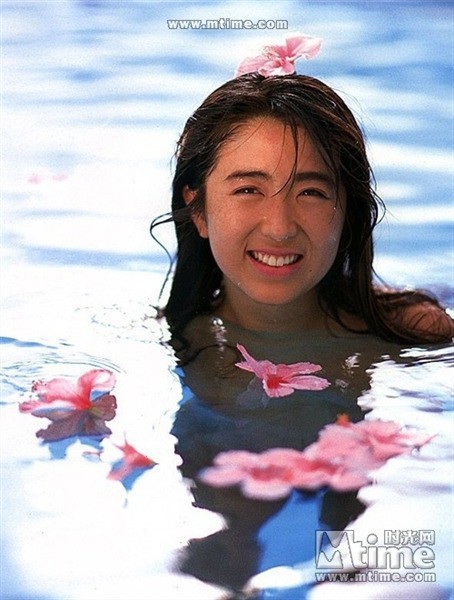 Cuộc đời bi kịch của sao phim cấp 3 Nhật Bản: 14 tuổi bị cưỡng hiếp, lầm đường lỡ bước đóng phim người lớn và qua đời trong hiu quạnh