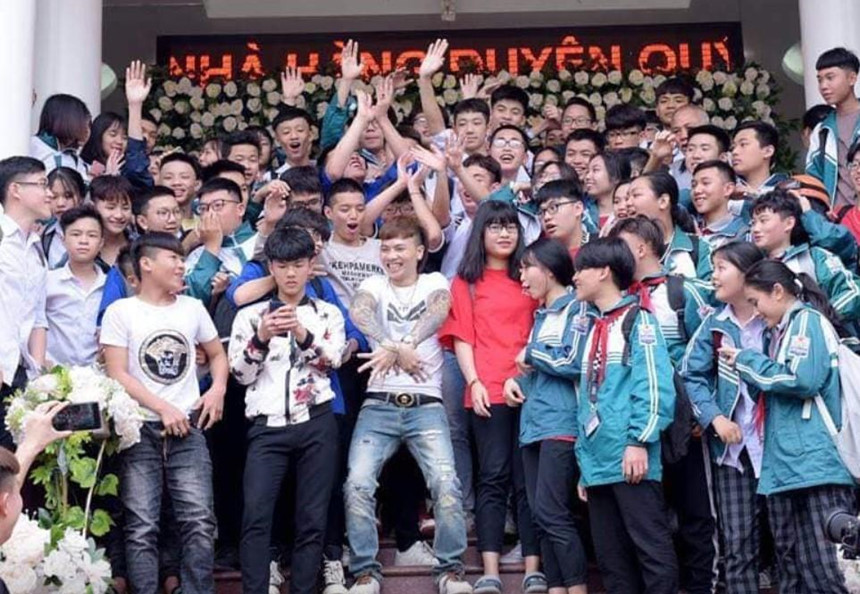 Vì sao Khá Bảnh hot trên YouTube?