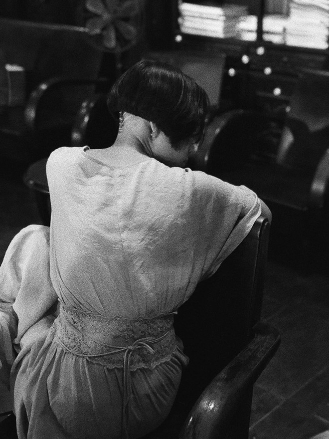 Bị nhận xét chụp ảnh như phim khiêu dâm, diễn viên Thương nhớ ở ai lên tiếng