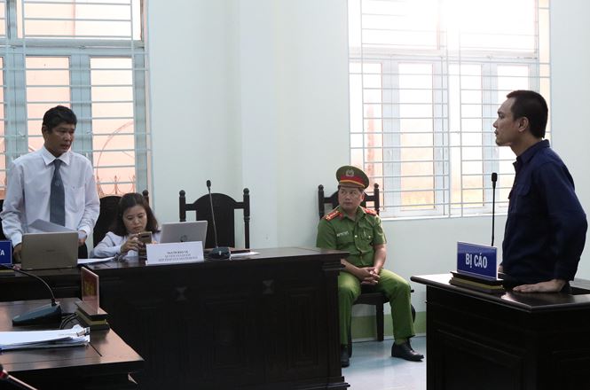 Bé 4 tuổi bị bạn thân của bố đánh tử vong vì... đòi ăn cơm sườn