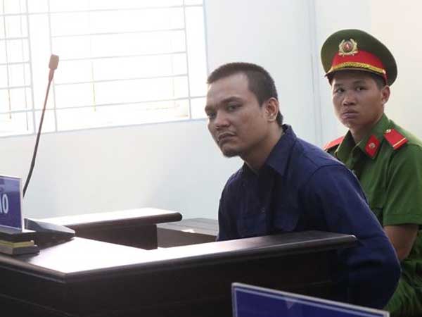 Bé 4 tuổi bị bạn thân của bố đánh tử vong vì... đòi ăn cơm sườn