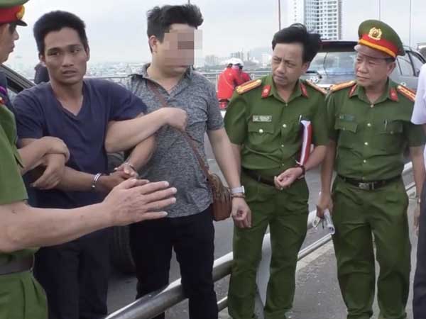 Công an giám sát đặc biệt kẻ khai giết con rồi ném xác xuống sông Hàn