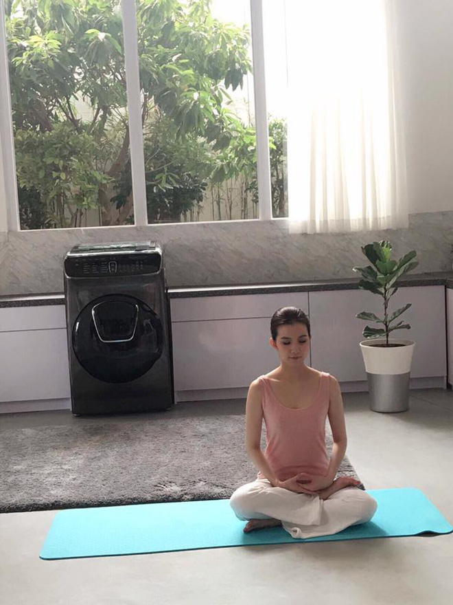 Cuộc sống của những nàng Hậu sau quyết định rời xa showbiz: Người hạnh phúc bên gia đình, người miệt mài theo đuổi ước mơ