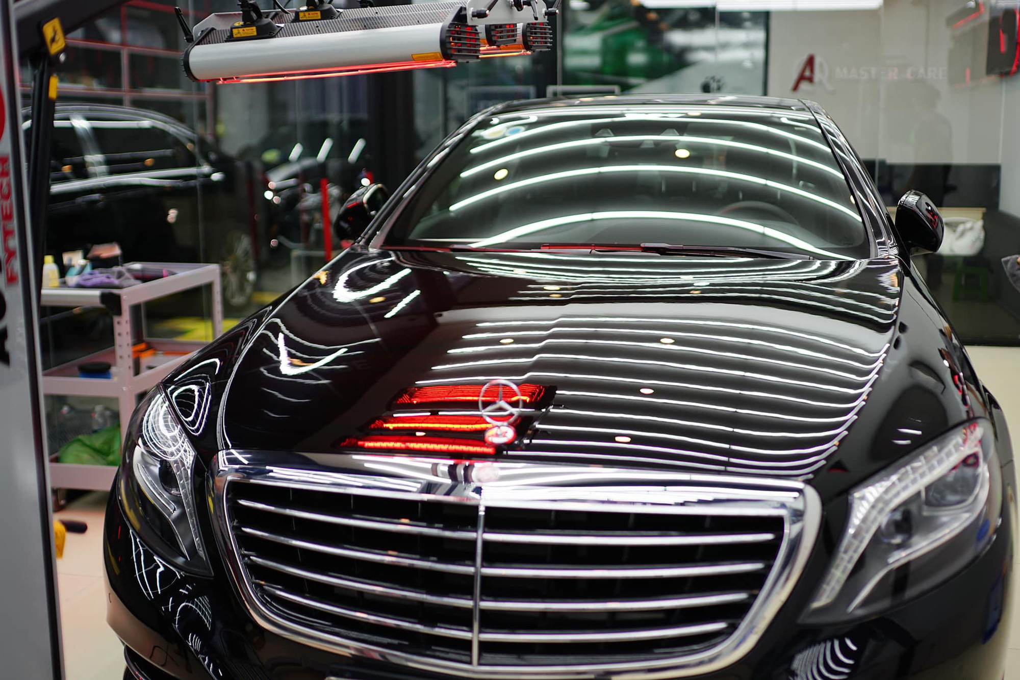 Hoàng Thùy Linh – đại gia ngầm của showbiz Việt: Sở hữu biệt thự cao cấp, xe hơi sang xịn, mua hàng hiệu không tiếc tay