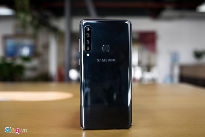 Nhiều smartphone giảm giá mạnh cuối tháng 3, tối đa 7 triệu đồng