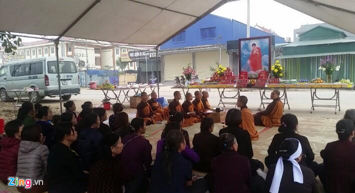 Video ảnh: Mẹ tài xế tông chết 7 người đi đám ma: Hãy tha thứ cho con chúng tôi