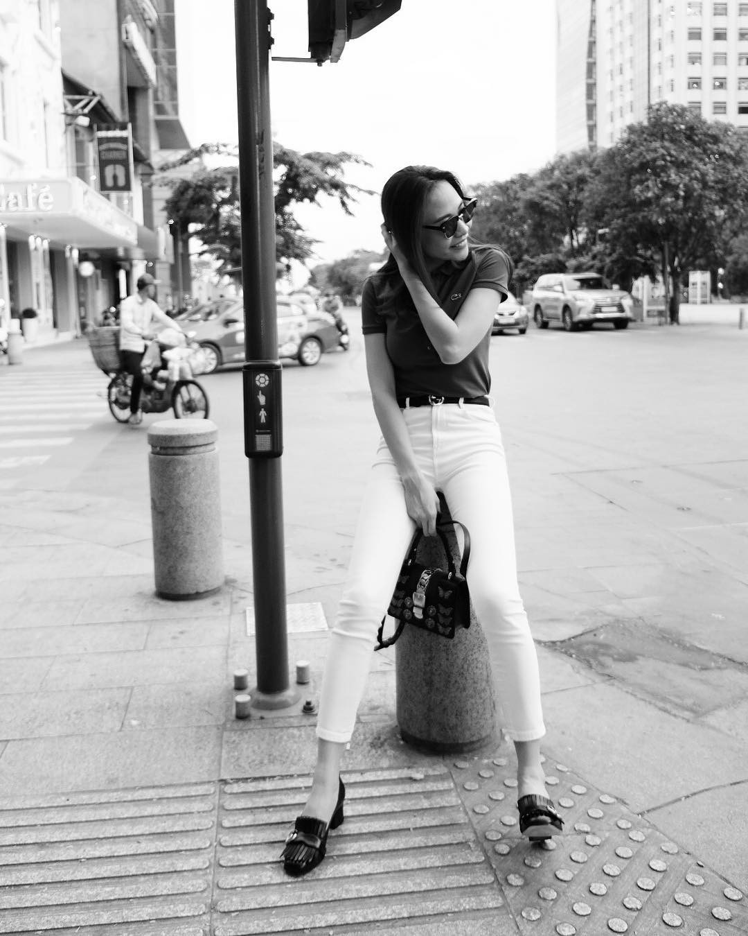 Đàm Thu Trang thường diện quanh 3 combo đơn giản này, nhưng vẻ thanh lịch và thời thượng của cô thì khó ai có thể phủ nhận