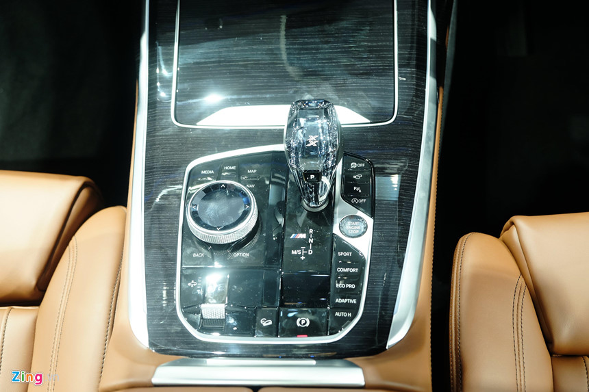 Khủng long BMW X7 hạ cánh Thái Lan, giá từ 285.000 USD Khủng long BMW X7 hạ cánh Thái Lan, giá từ 285.000 USD