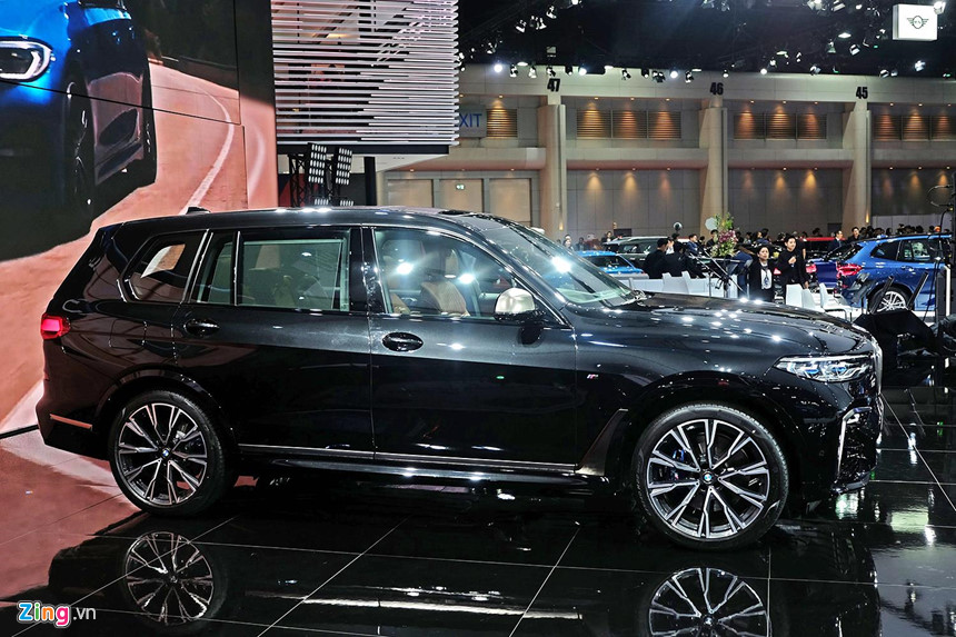 Khủng long BMW X7 hạ cánh Thái Lan, giá từ 285.000 USD Khủng long BMW X7 hạ cánh Thái Lan, giá từ 285.000 USD