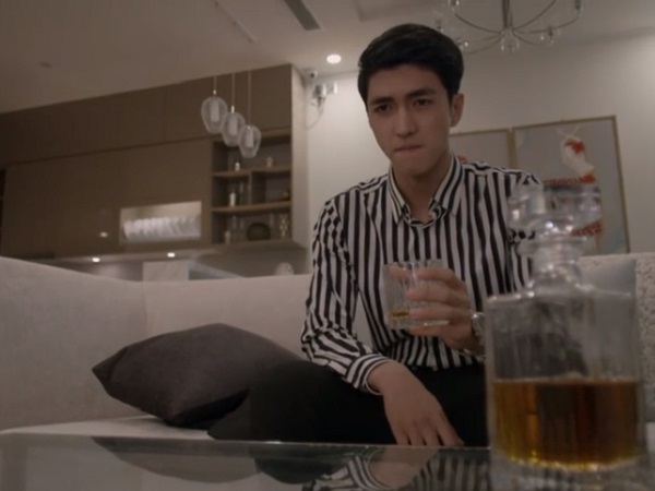 Những cô gái trong thành phố: Tùng ám chỉ ngày phản bội máy bay bà già qua câu nói này