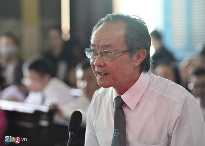 Vợ chồng Trung Nguyên truy vấn nhau tiền mua siêu xe, làm từ thiện Vợ chồng Trung Nguyên truy vấn nhau tiền mua siêu xe, làm từ thiện