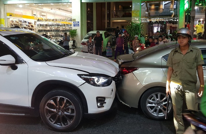 Đại ca Chín Dảo ở Cần Thơ bị bắt vì đập xế hộp, đánh người khi xin vượt ô tô không được