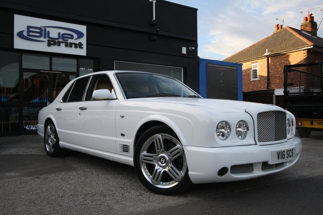 Ông Đặng Lê Nguyên Vũ sở hữu hơn 40 siêu xe để làm gì?