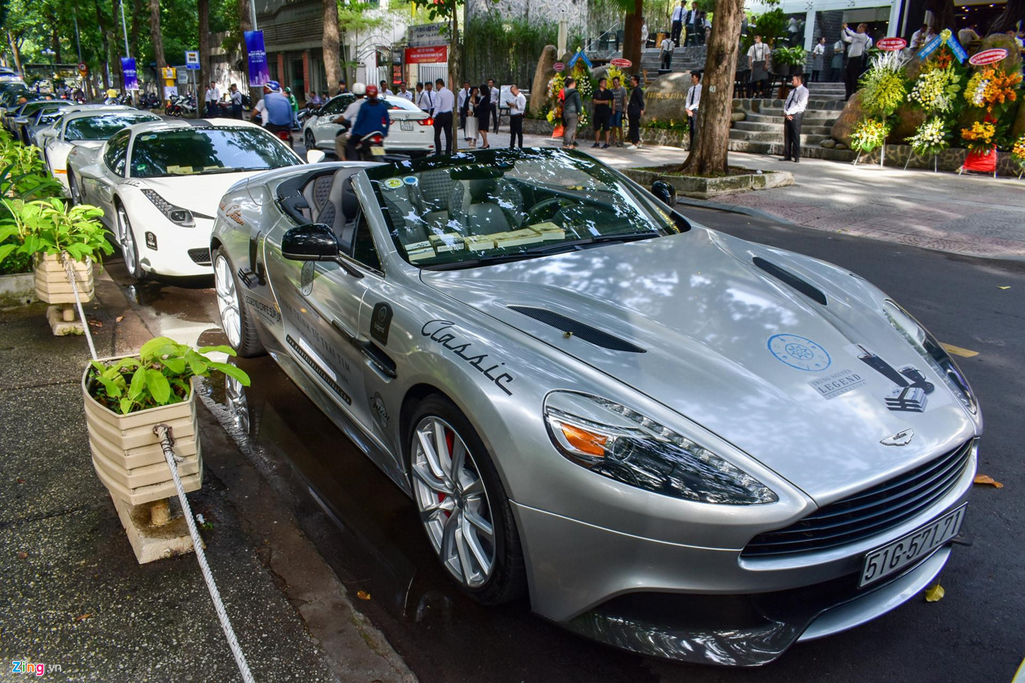 Ông Đặng Lê Nguyên Vũ sở hữu hơn 40 siêu xe để làm gì?