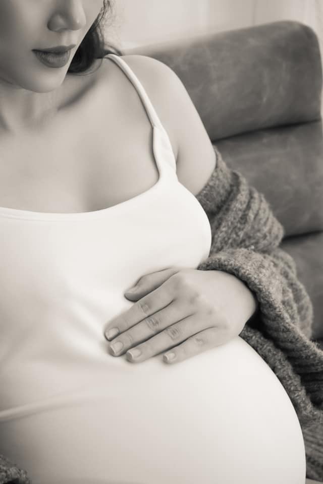 Siêu mẫu Ngọc Thạch đã hạ sinh con trai thứ 2 cho chồng thiếu gia