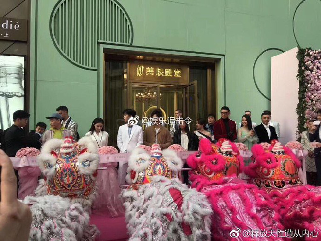 Phạm Băng Băng bí mật mở thẩm mỹ viện, Lý Thần, Phạm Thừa Thừa và mỹ nhân Đông Cung gây bão khi đến dự