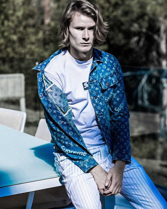 Rich kid Australia 15 tuổi mới biết bố mình là tỷ phú; cuộc sống ngập trong siêu xe, du thuyền và biệt thự