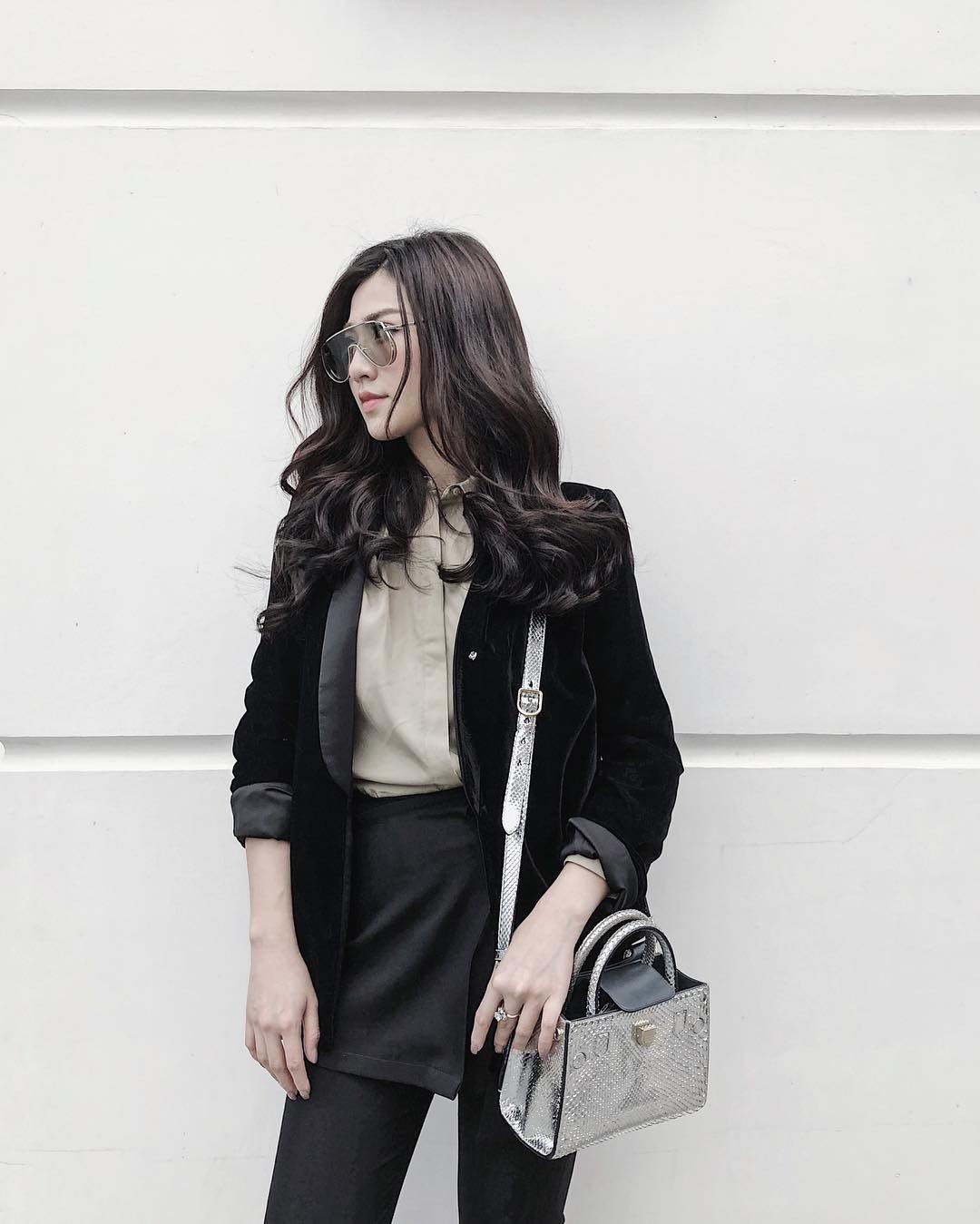 Hội nữ cao thủ mặc đẹp showbiz Việt còn có Á hậu Tú Anh: Ăn vận đơn giản nhưng luôn sang trọng nhờ 4 tips sau Hội nữ cao thủ mặc đẹp showbiz Việt còn có Á hậu Tú Anh: Ăn vận đơn giản nhưng luôn sang trọng nhờ 4 tips sau