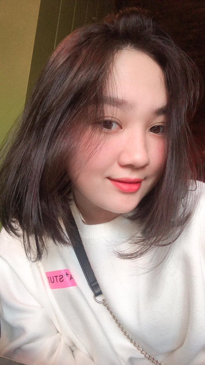 Nhan sắc dậy thì thành công của em gái ca sĩ Bảo Anh