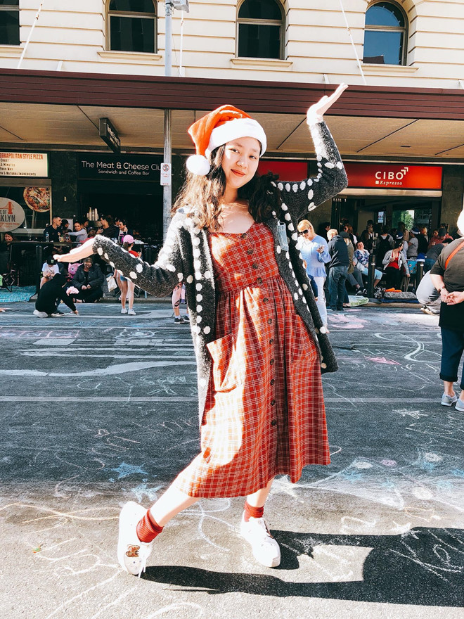 Nhan sắc dậy thì thành công của em gái ca sĩ Bảo Anh