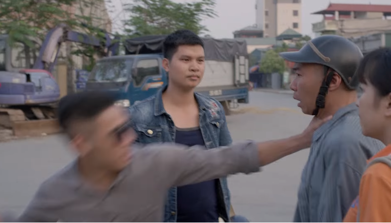 Những cô gái trong thành phố: Lâm hóa anh hùng cứu mỹ nhân, Tùng cay đắng khi nghe câu này từ máy bay bà già Những cô gái trong thành phố: Lâm hóa anh hùng cứu mỹ nhân, Tùng cay đắng khi nghe câu này từ máy bay bà già