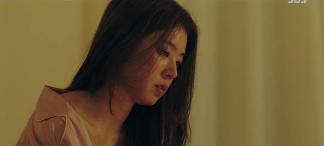 Seungri vừa bị buộc tội phát tán ảnh sex, phim bóc phốt showbiz đài SBS tung ngay tập dán mác 19+!