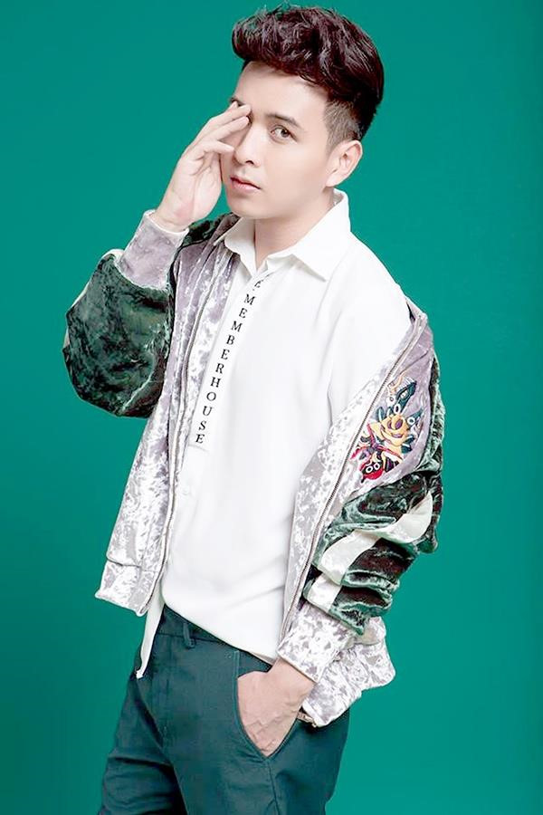 Hồ Quang Hiếu kể ở chung với người đồng tính, bị tán tỉnh, gạ gẫm