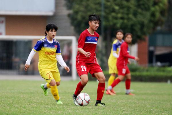 Hoa khôi Trần Thị Duyên bị loại khỏi đội tuyển nữ Việt Nam