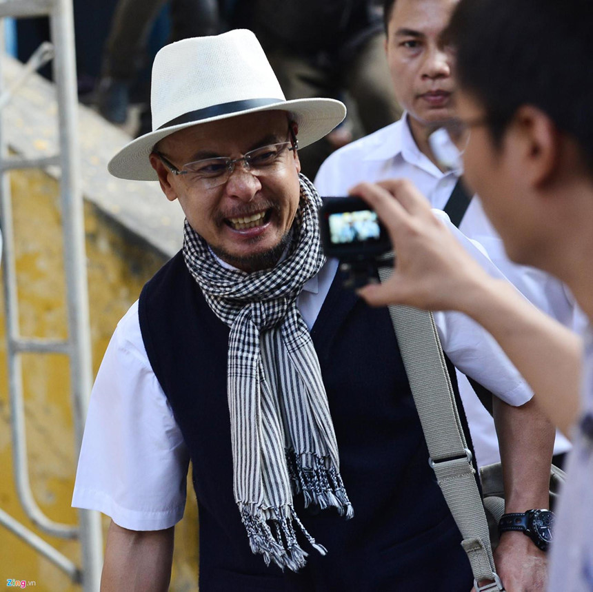 Ông Đặng Lê Nguyên Vũ được Trung Nguyên dù giảm cổ phần sau ly hôn