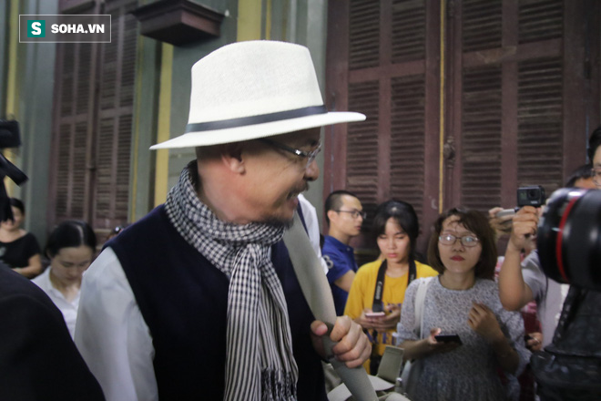 Vì sao ông Đặng Lê Nguyên Vũ được chuyển giao toàn bộ cổ phần Trung Nguyên?