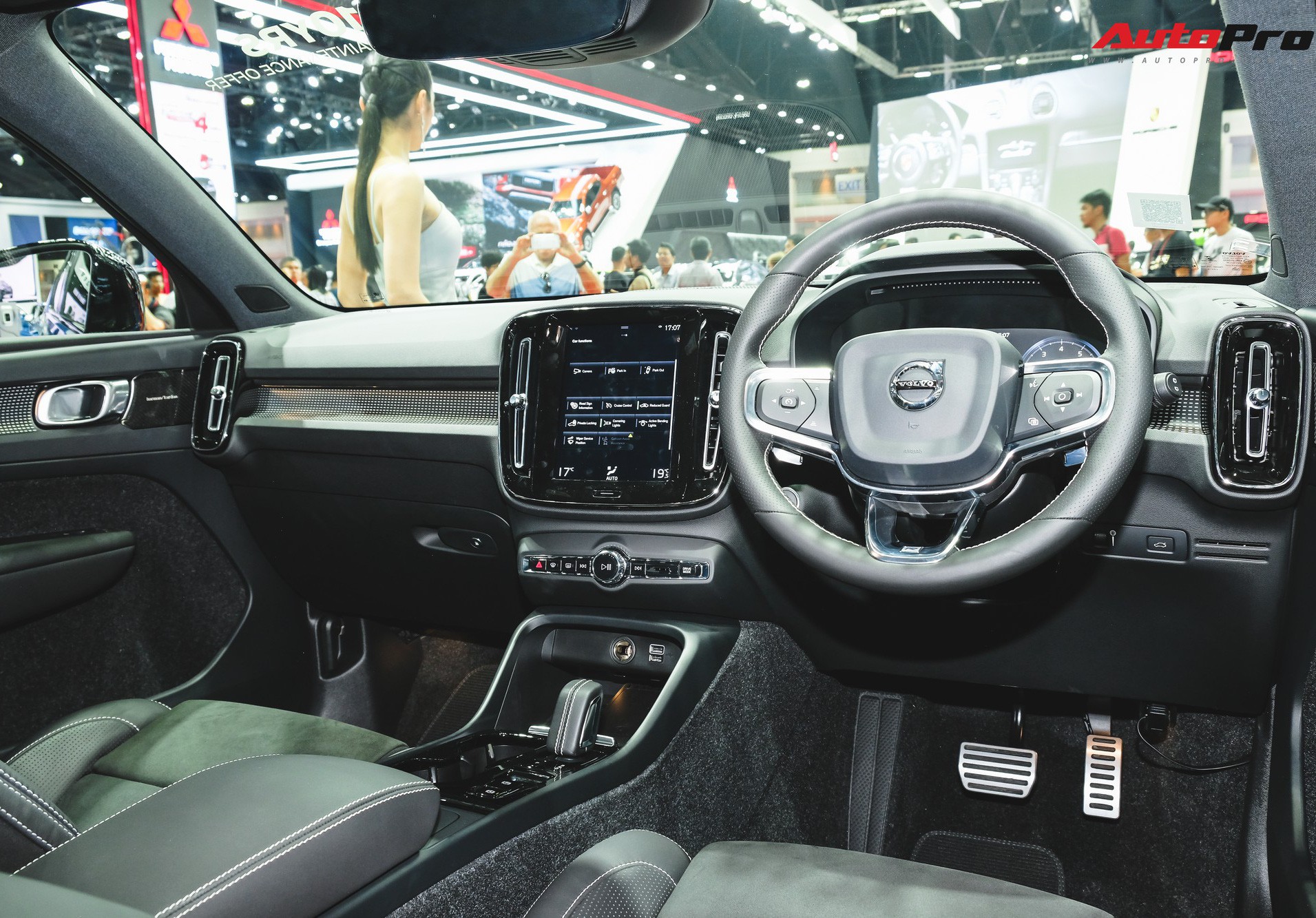 Đây chính là Volvo XC40 sắp bán tại Việt Nam - Đối thủ của GLA, Q3, X1