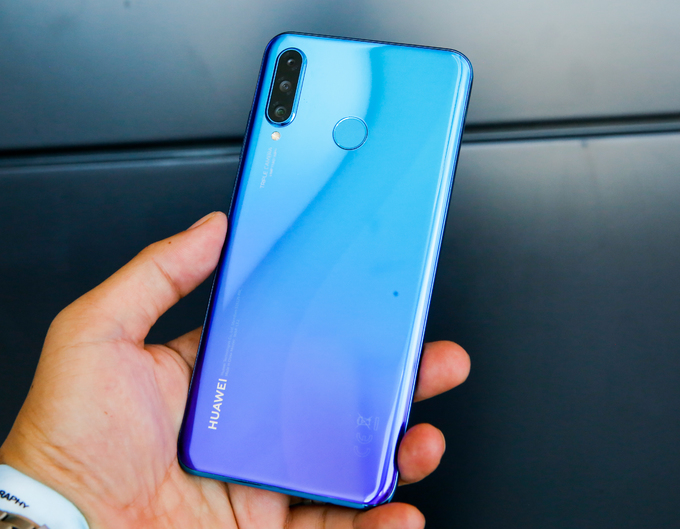 Huawei P30 Lite về Việt Nam, giá 7,5 triệu đồng