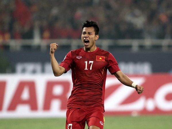 Hậu vệ Vũ Văn Thanh sắp về nước sau 6 tháng chữa trị tại Hàn Quốc