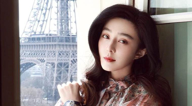 Thiếu gia ngông cuồng nhất Bắc Kinh: Ngoại hình chẳng bằng ai nhưng có trong tay tình yêu của cả Châu Tấn lẫn Phạm Băng Băng