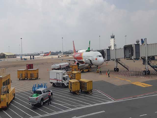 Mở rộng Tân Sơn Nhất: ACV quy hoạch thiếu tầm nhìn, Bộ GTVT kiên quyết chọn?