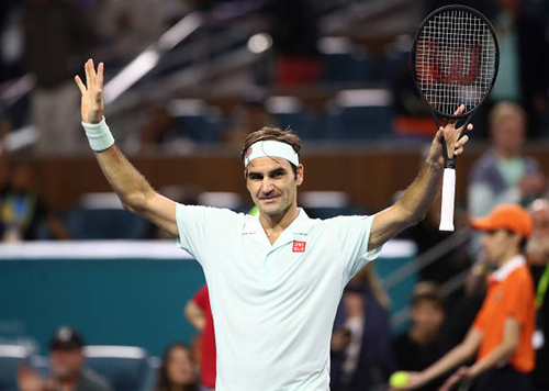 Federer thắng set trắng ở tứ kết Miami Mở rộng