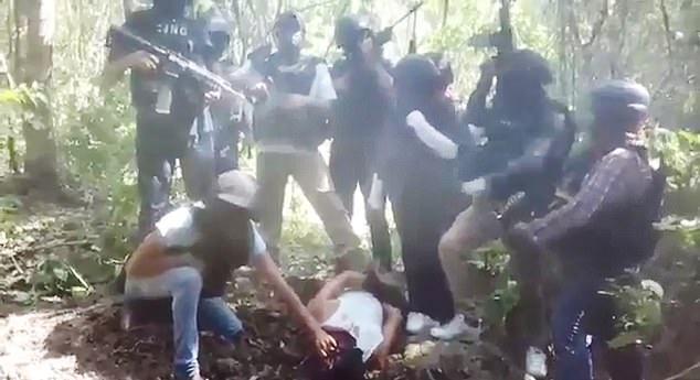 Băng đảng nguy hiểm nhất Mexico chặt đầu thành viên băng đối thủ