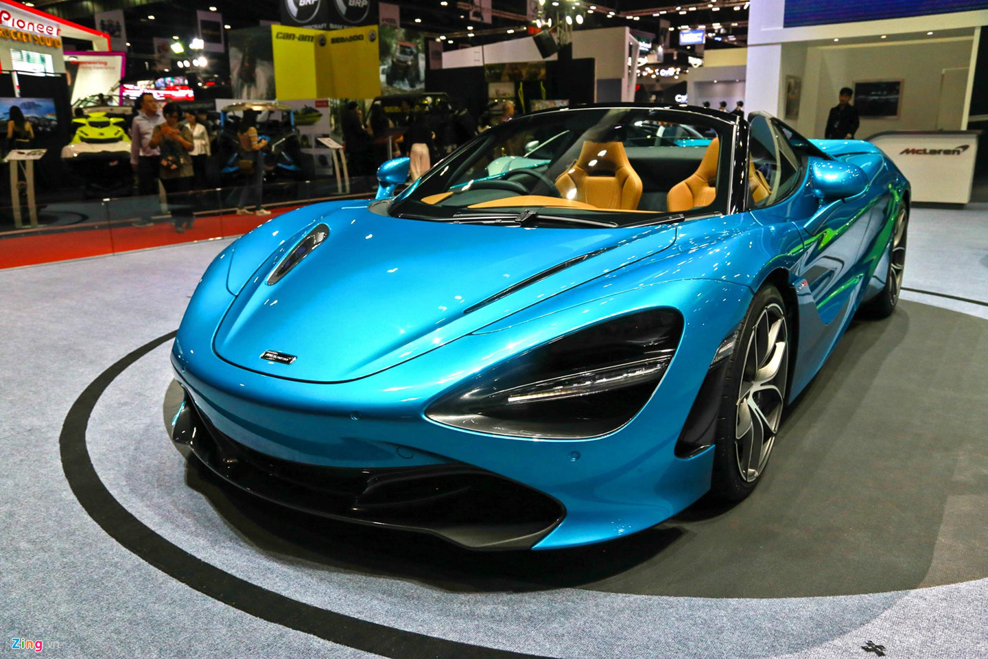 Siêu xe mui trần triệu đô McLaren 720S Spider có gì đặc biệt?