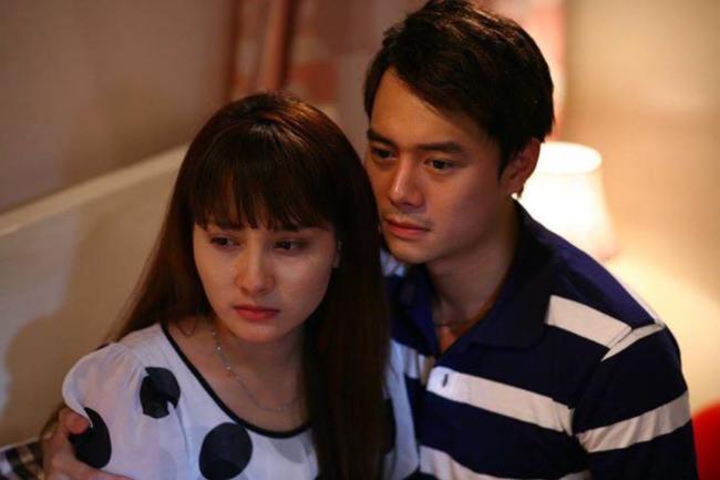 Những cô gái vàng của làng mọc sừng: Ai cũng vật vã khóc, riêng số cuối trả đòn ngoạn mục