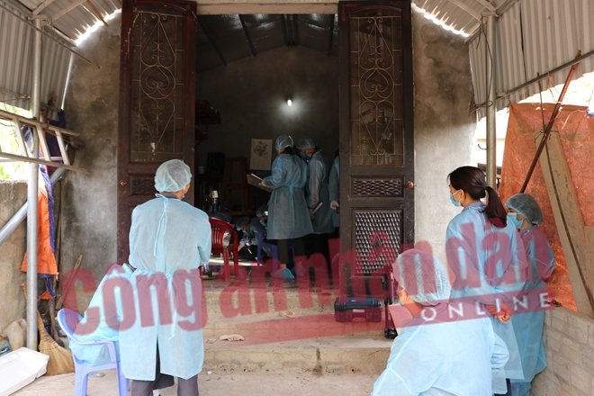 Lai lịch bất hảo của vợ chồng Vì Văn Toán