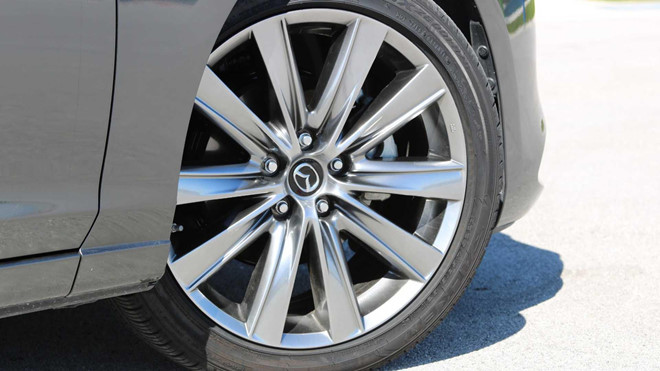Mazda6 2019 khai tử hộp số sàn, fan xe thể thao thất vọng