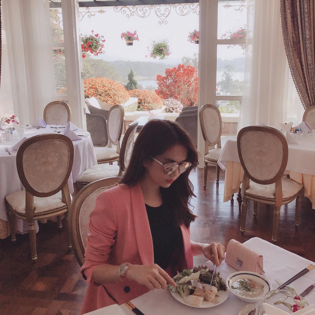 Nếu bạn trai cho 3 tỷ, Ngọc Trinh sẽ cho lại cái gì?, câu trả lời rất tỉnh của cô nàng khiến nhiều người bất ngờ