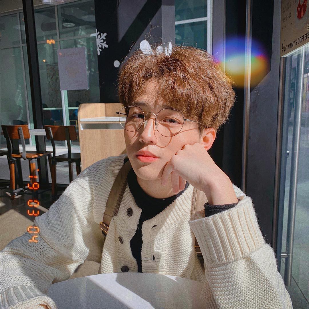 Hội con nhà giàu Việt đón chào thành viên mới: 15 tuổi đã cực kì bảnh bao, đẹp trai như idol Hàn Quốc