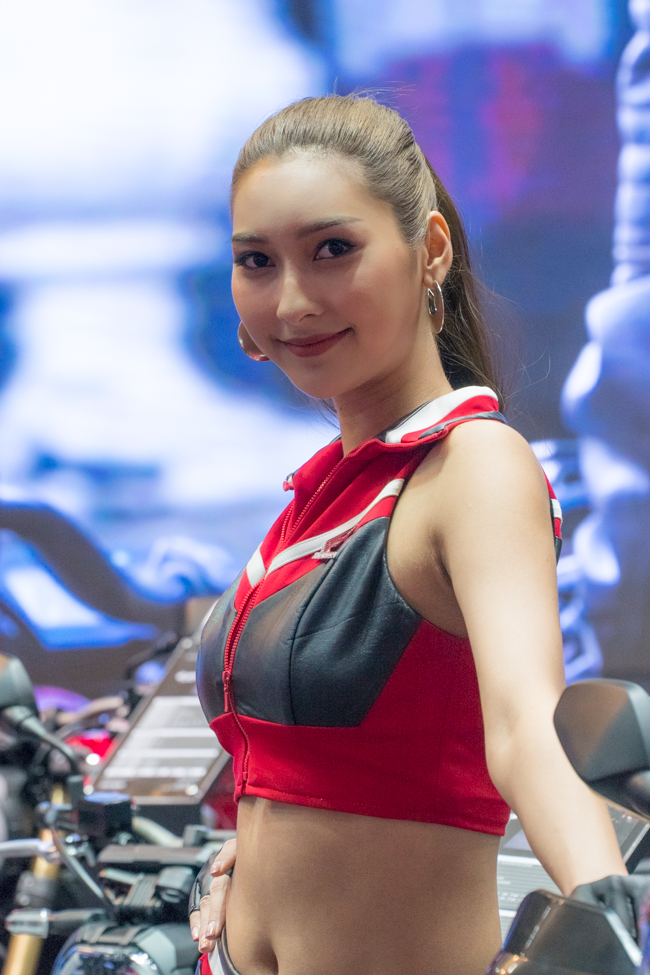Dàn chân dài khoe sắc tại triển lãm Bangkok International Motorshow 2019