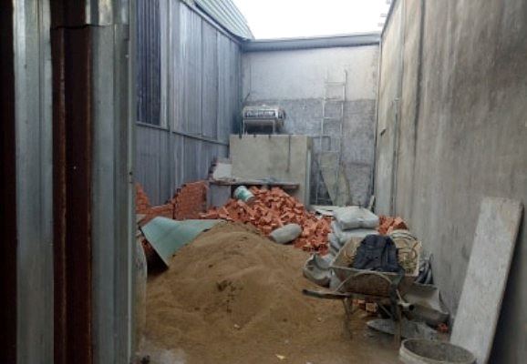 Đi làm về, người dân tá hỏa phát hiện cả ngôi nhà biến mất